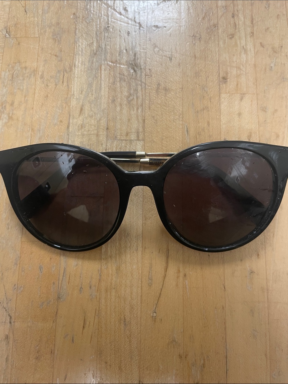 Classic Black Cat-Eye Sunglasses - Women Accessories